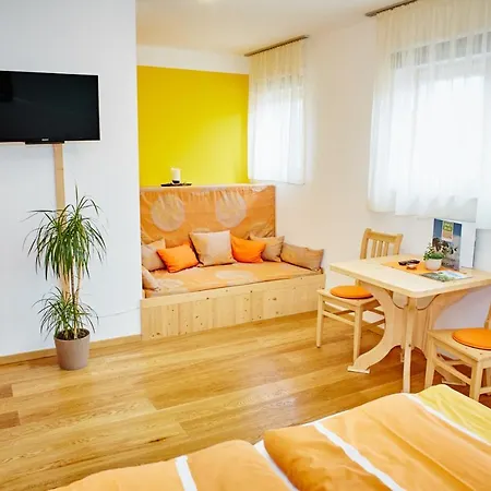Bed & Breakfast Schmankerl Und Gast Rohrendorf bei Krems