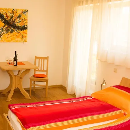 Bed & Breakfast Schmankerl Und Gast Rohrendorf bei Krems